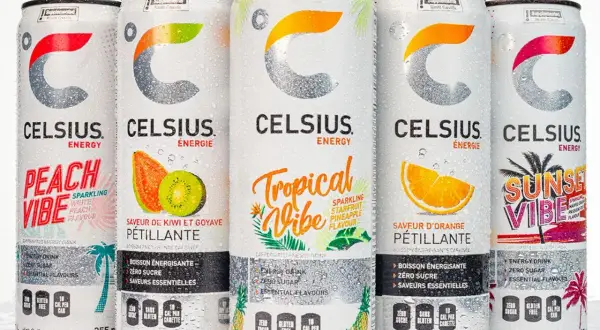 Fem burkar Celsius med olika fruktsmaker, som skapar en härlig summer vibe. Perfekt för att hålla sig sval med en celsius-grad av energi.