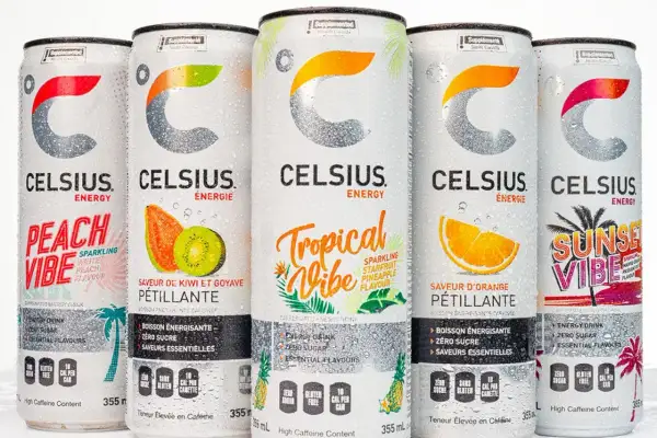Fem burkar Celsius med olika fruktsmaker, som skapar en härlig summer vibe. Perfekt för att hålla sig sval med en celsius-grad av energi.